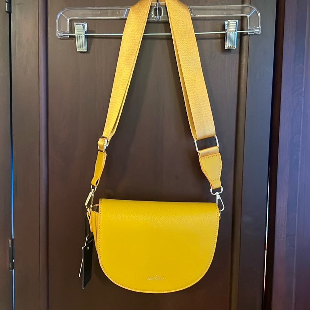 NWT!  Kenzie crossbody